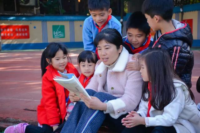 教师风采|浏阳市优秀教师万跃华:学校就是我的家