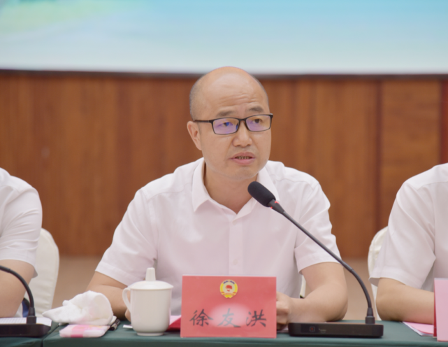 徐友洪表示,省台盟(台联)作为党和政府联系台胞的桥