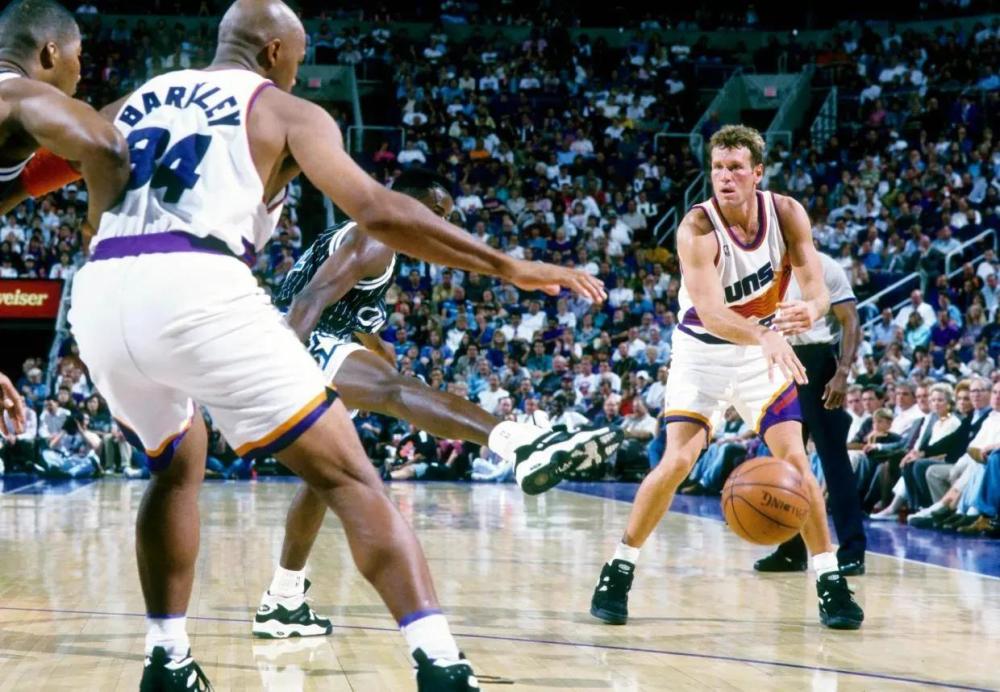 美媒重排90年代十大最被低估的nba球员,谁是最被低估的那个_腾讯新闻