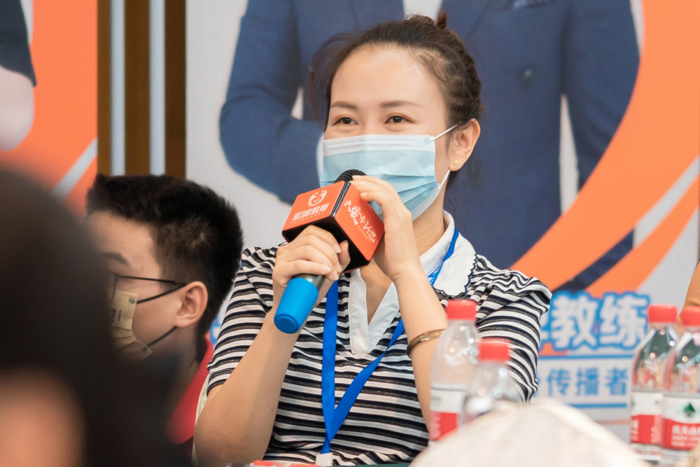 宏润教育|刘炜焱老师主讲第224期《教育开启幸福门》