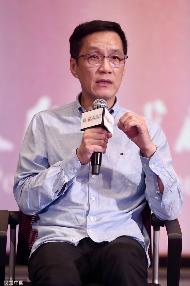 北京人艺《杜甫》探班,新任院长冯远征亮相_腾讯新闻