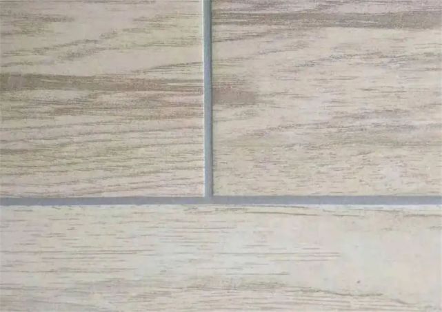 木纹砖怎么选才能避坑？建议还没买的大家，参照这8个避坑要点_腾讯新闻