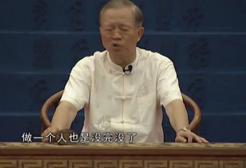 2016年曾仕强神情复杂地说未来几年人类会遇到疫情这很麻烦无论科技