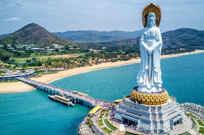 但是,相对于国外的景点来说,三亚还是很划算的.