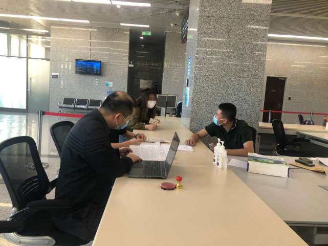北京第三批次土拍揽金500亿 房企竞逐海淀丰台地块_腾讯新闻