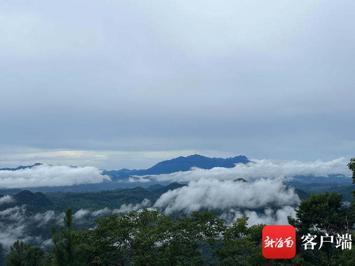 走进黎母山瞰黎母石像寻万泉河源