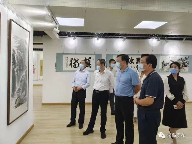 我区举办"笔墨扬正气 书法颂廉洁"书画作品展