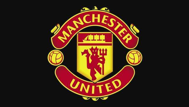 铁血与重生：红魔曼联历史最佳阵容，难以战胜的钢铁之师-腾讯新闻