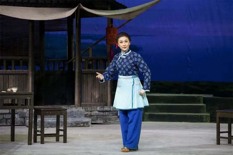 80元公益票价上海京剧院现代京剧沙家浜开票近期即将在九棵树上演