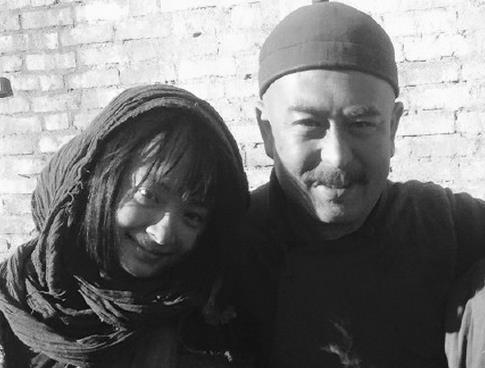 张嘉译出轨学生后,关晓彤母校北影再曝丑闻:多