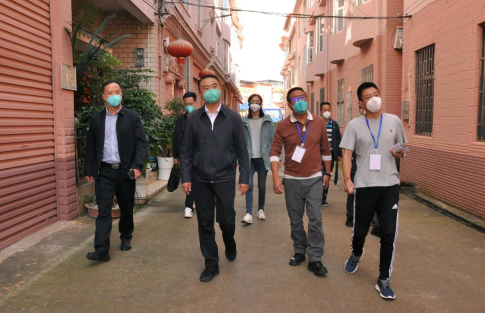 朱滔,古鹏一行,实地督导检查了碧鸡街道龙门社区,长坡社区,团结街道