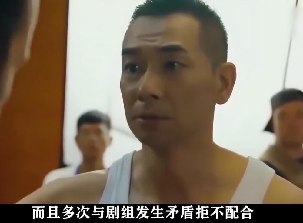 有不少明星加入其中,比如支持甄子丹的阵营里,有舒淇,黎明,王晶等人