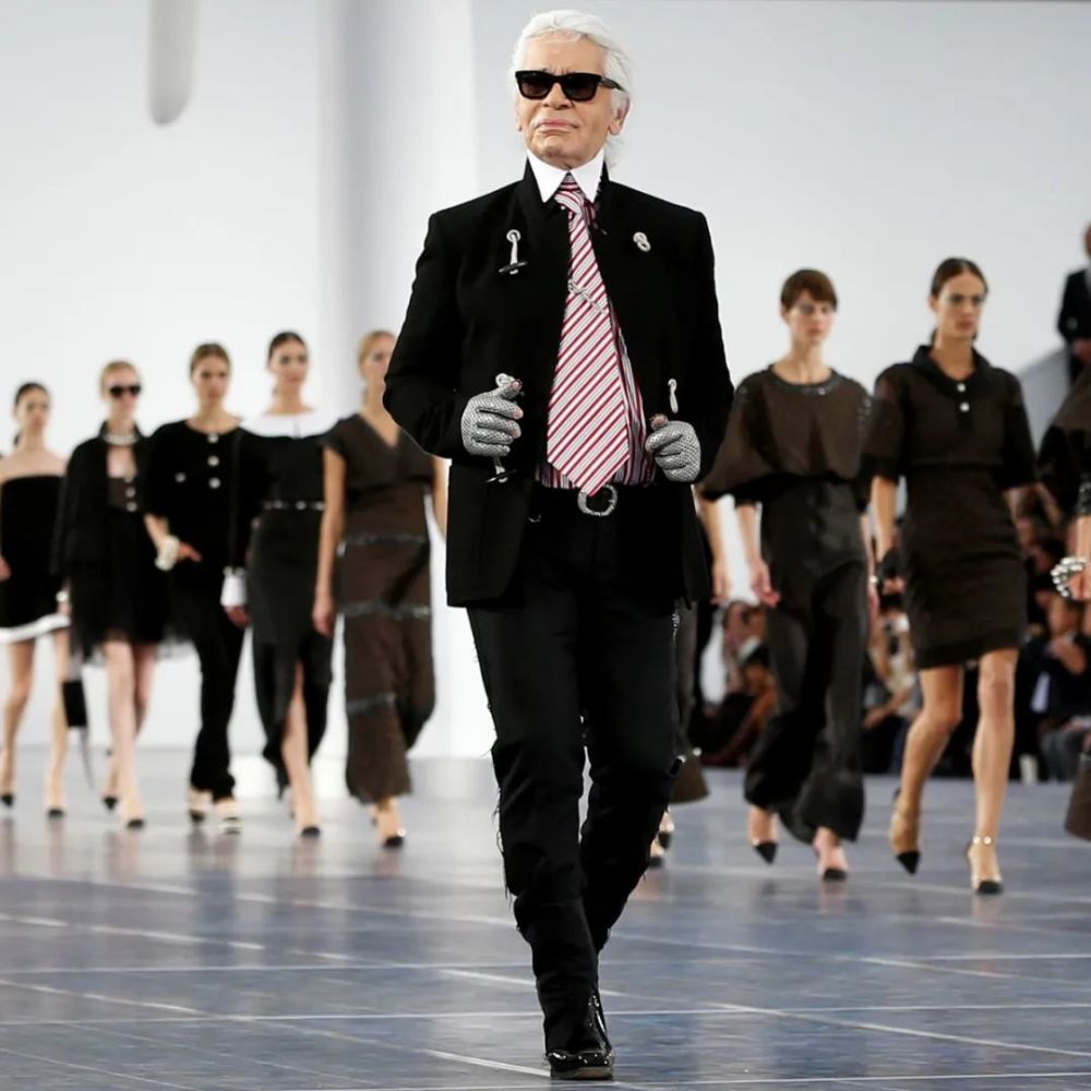 老佛爷karllagerfeld回春了