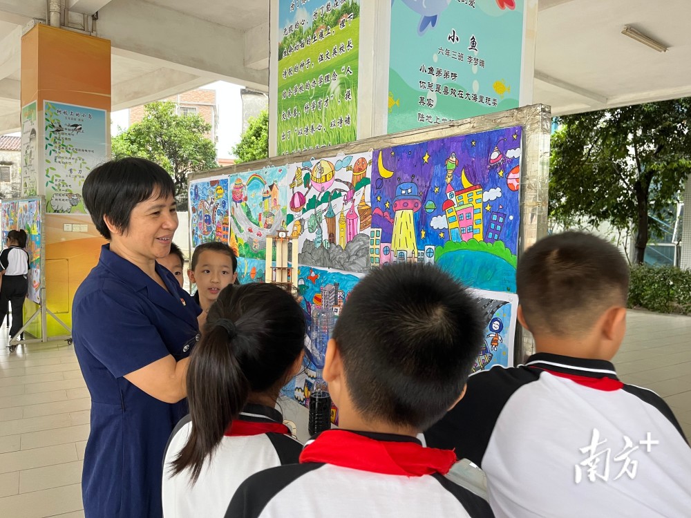 冲鹤小学伍文英见证麻雀小学蜕变最美校园我在勒流这十年