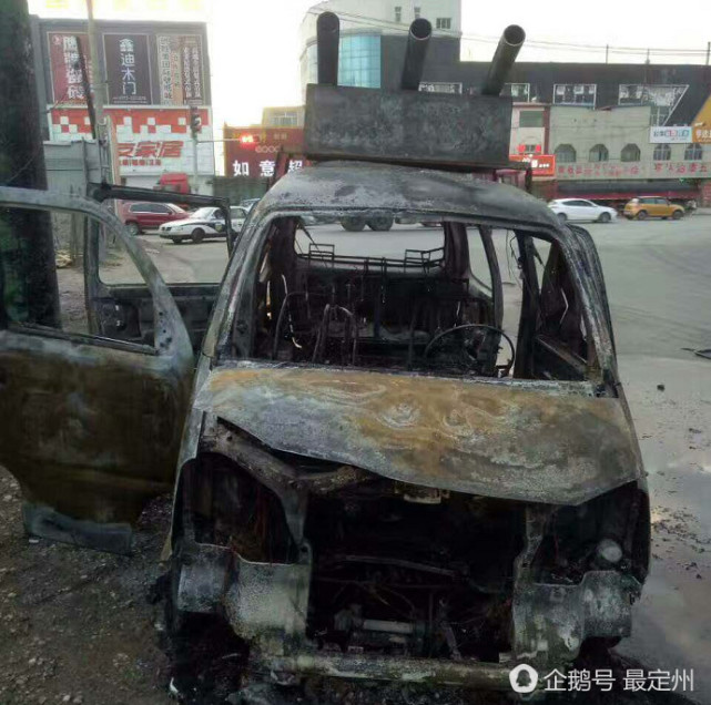 河北定州一婚礼炮车自燃 火势凶猛