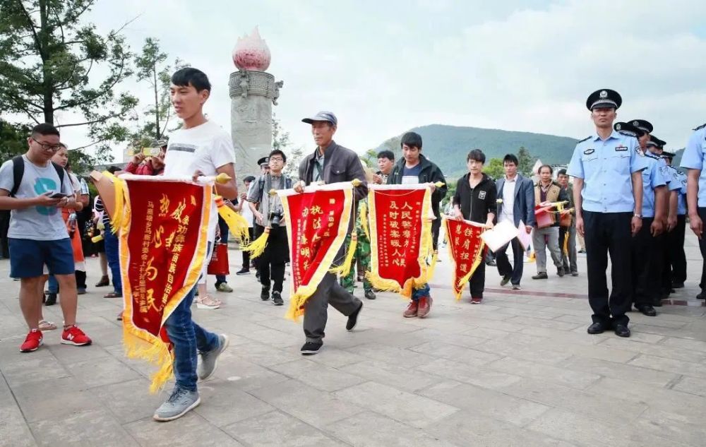 禄劝县谱写少数民族地区和谐稳定新篇章