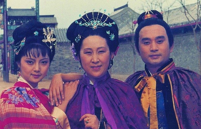 薛宝钗的家世到底如何薛蟠已经是法律上的死人了吗