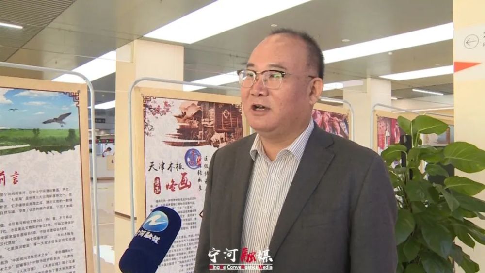 "宁河区作家协会深入基层,开展了多次的走访,研讨,采风活动,我们也