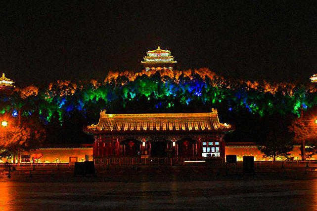 景山公园夜景. (来自:一蒙)