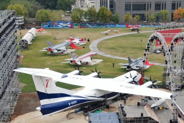 重磅！南航“御风园”航空航天教育教学实践基地启用！_腾讯新闻