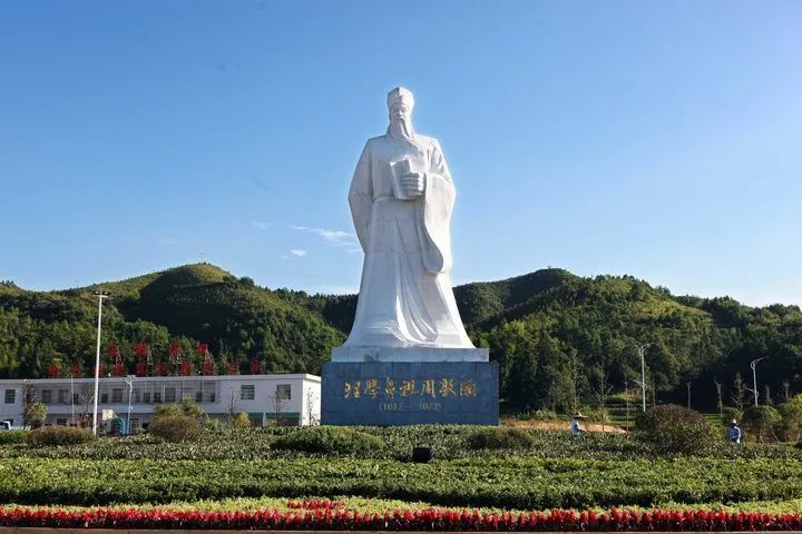县令,走的就是古代郴州经兴宁(今资兴市)桂东八面山通往桂阳县的官道