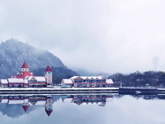 冬季旅游热门景点 西岭雪山旅游攻略 低音号导游