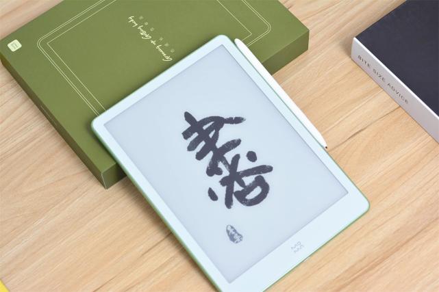 小米生态链墨案电子纸评测：10英寸墨水屏，还支持多应用分屏-腾讯新闻