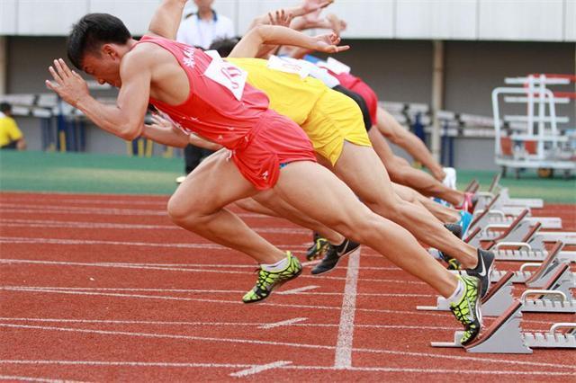 短跑基本技术讲解与错误动作指导纠正