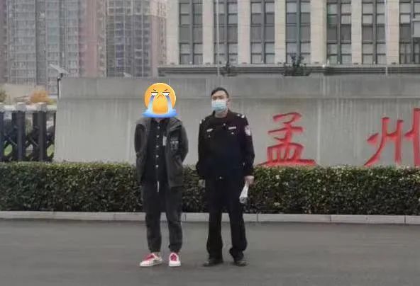 结合嫌疑人王某的供述,办案民警发现贾某刚,陈某梅同样有为获取非法