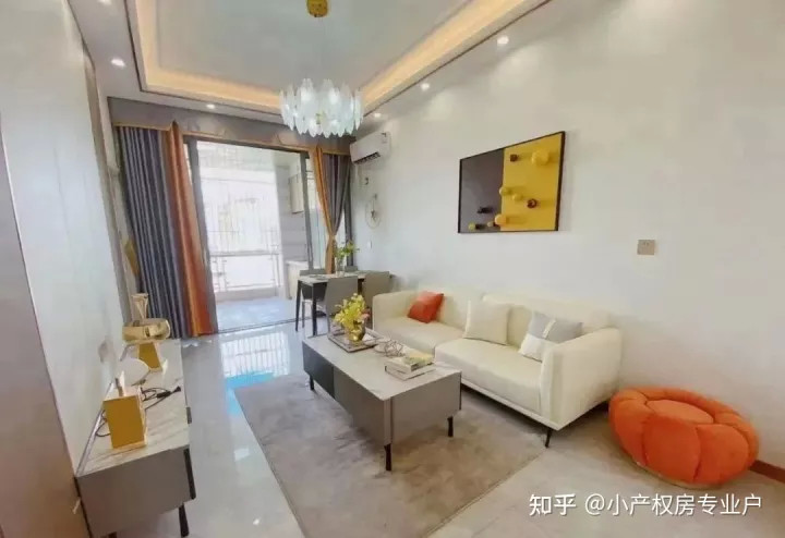 深圳小产权房还能买吗（深圳小产权的房子能买吗,自己住有保障吗?）2022年年底想在深圳买小产权房，求推荐房价不超过100万的三房！，