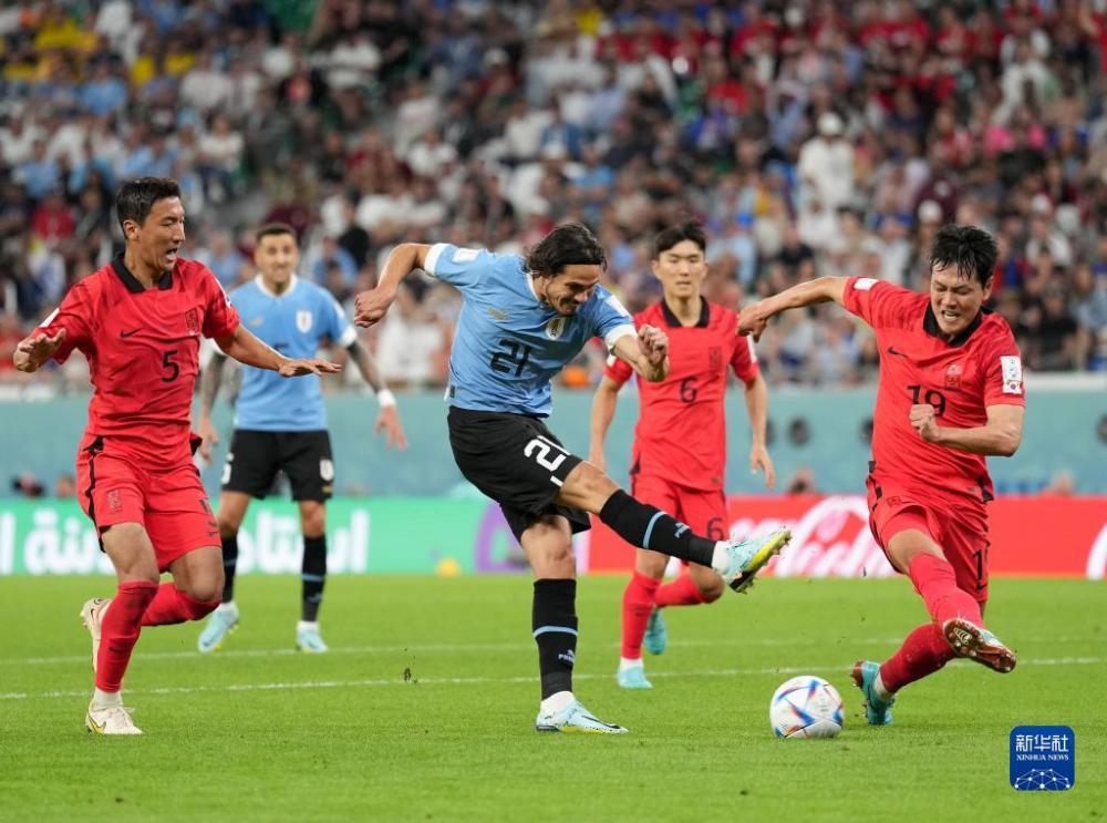 卡塔尔世界杯｜H组：乌拉圭战平韩国