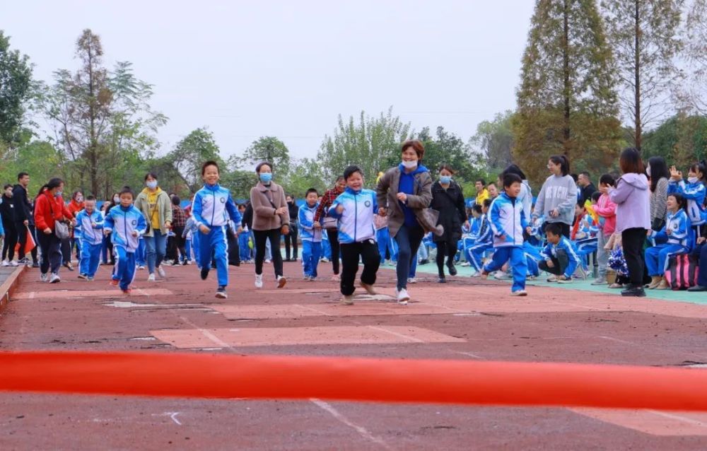 三拼三促快乐运动健康成长宜春市特殊教育学校第十届学生运动会