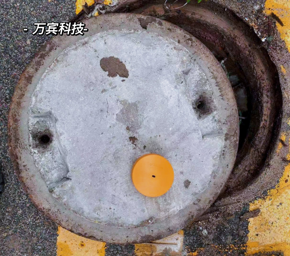 智能井盖传感器让城市窨井盖管理难题变得简单化