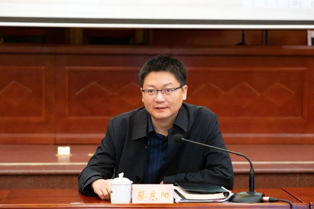 连城县召开营商环境政务环境社会环境问题吐槽活动推进会