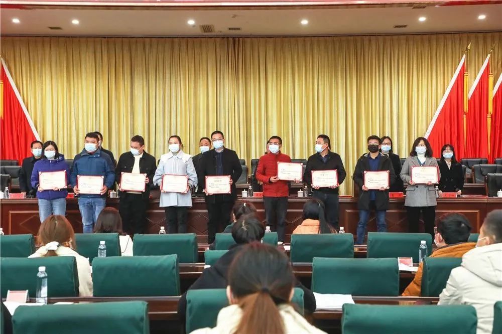 林龙飞踔厉奋发勇毅前行推动新闻宣传工作再上新台阶