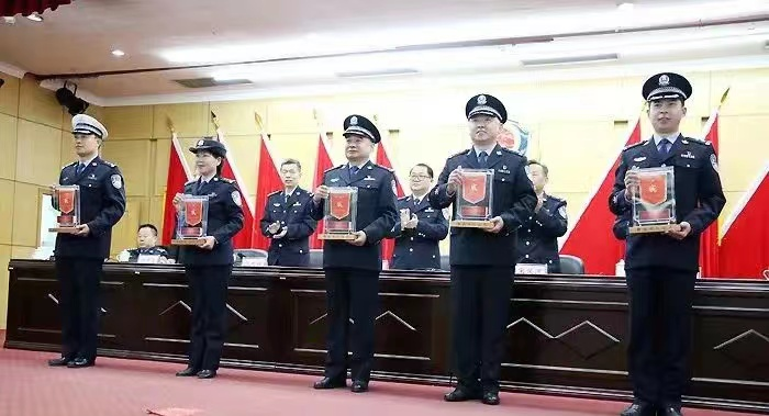 2022聊城最美警察辅警风采15郭秀敏平凡岗位上的一颗螺丝钉