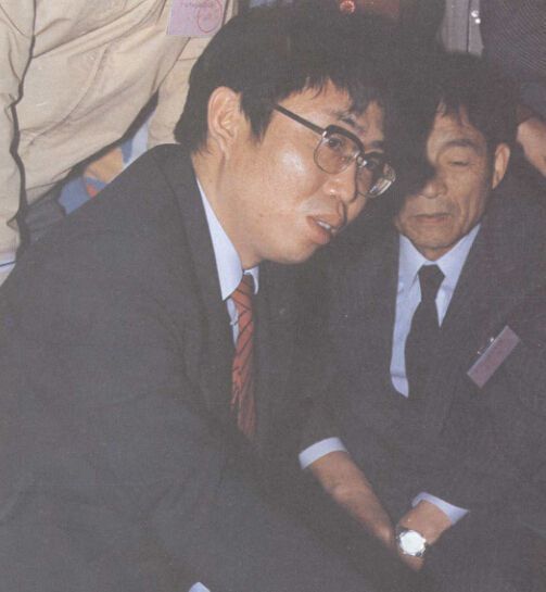 围棋人物棋圣聂卫平掀起学围棋的热潮