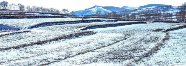 山村冬景