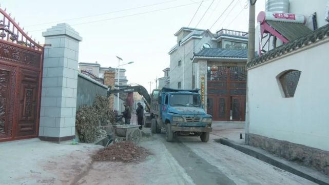 保护水环境,嵩阳街道东村社区加快推进村居污水管网