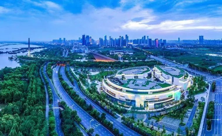 安徽铜陵有疫情吗〖铜陵水晶城封闭了吗〗