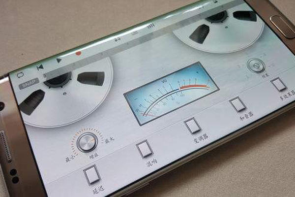 三星Galaxy S7 Edge屏幕被评为年度显示屏