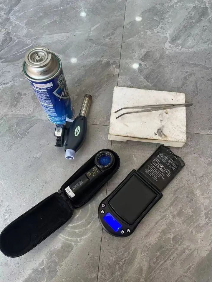 1000