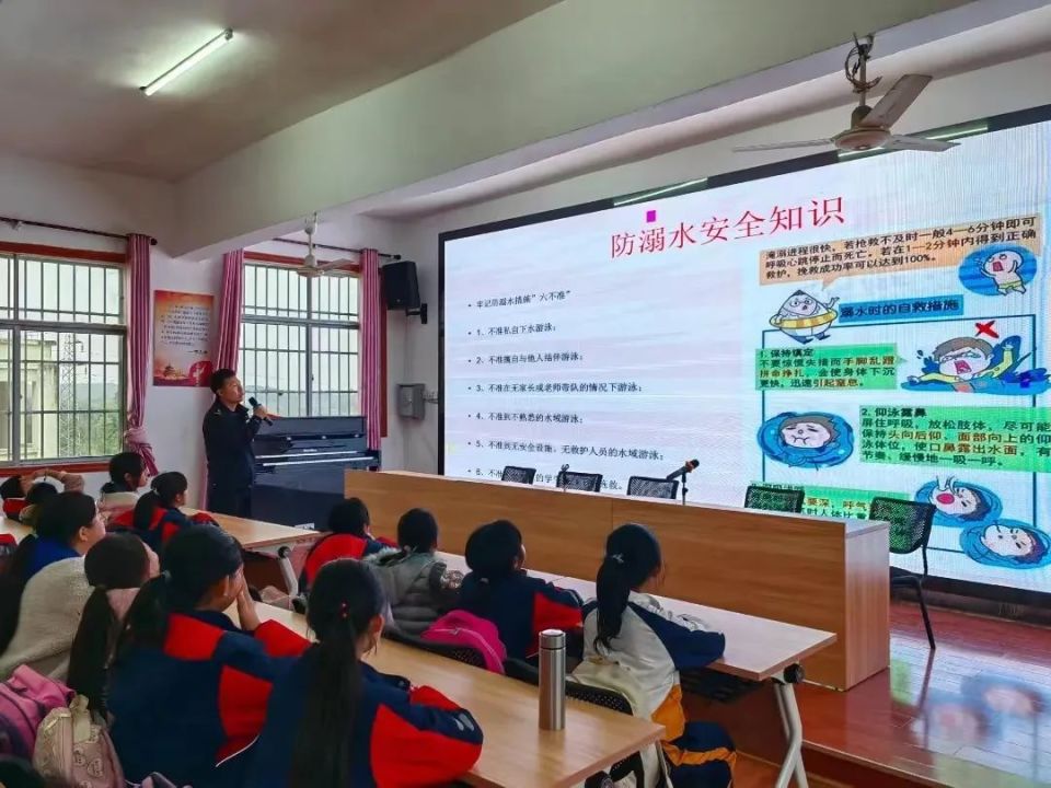 全省公安机关开展防溺水宣传教育进校园“一堂课”活动_腾讯新闻