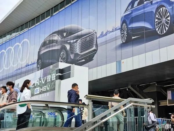 2023上海车展｜看“车”之外_腾讯新闻
