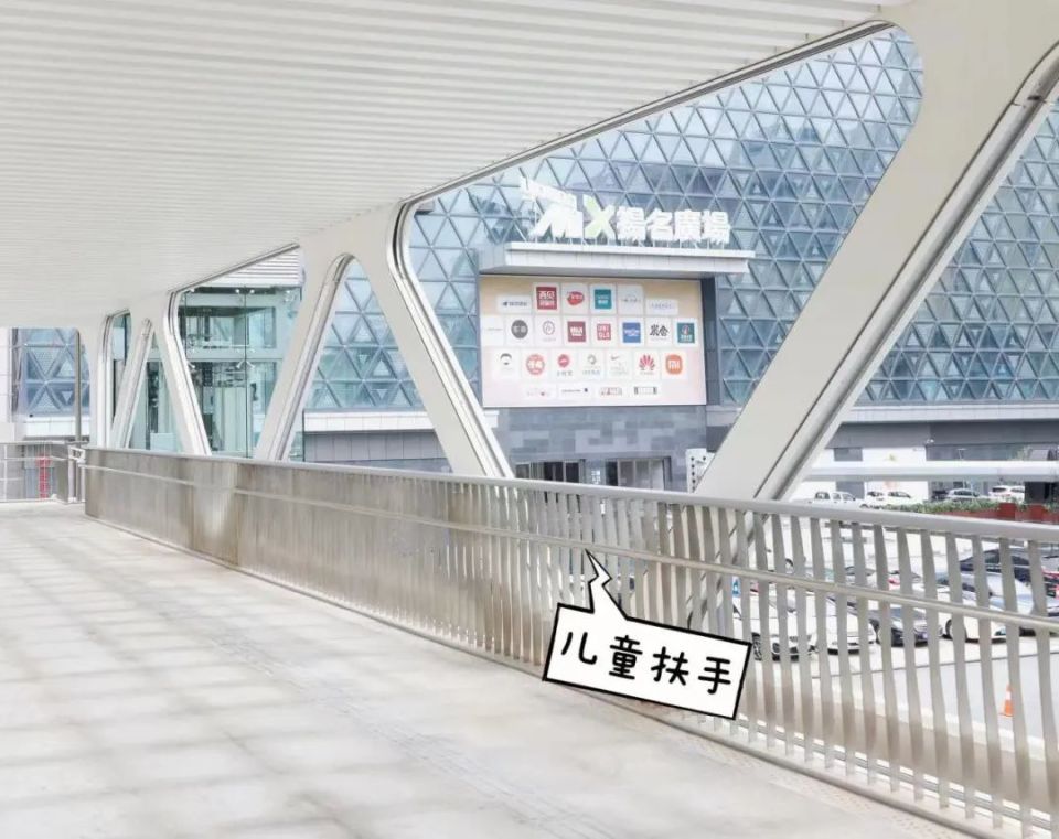 人…车车车…人！这条路新增两座天桥_腾讯新闻