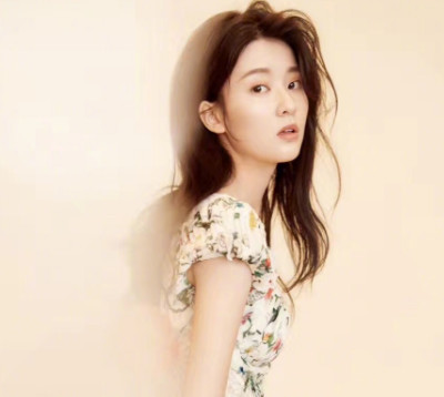 “关关”乔欣背景强，住千万豪宅被封正午小公主