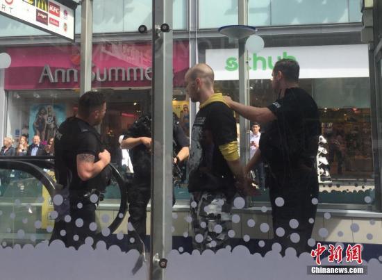 英国警方逮捕第16名与曼彻斯特爆炸案有关嫌犯 - 耄耋顽童 - 耄耋顽童博客 欢迎光临指导 英国警方逮捕第16名与曼彻斯特爆炸案有关嫌犯 - 耄耋顽童 - 耄耋顽童博客 欢迎光临指导