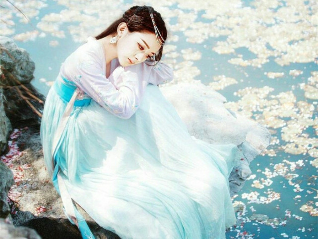 曝赵丽颖将出演正午新剧《明兰传》 片方尚未