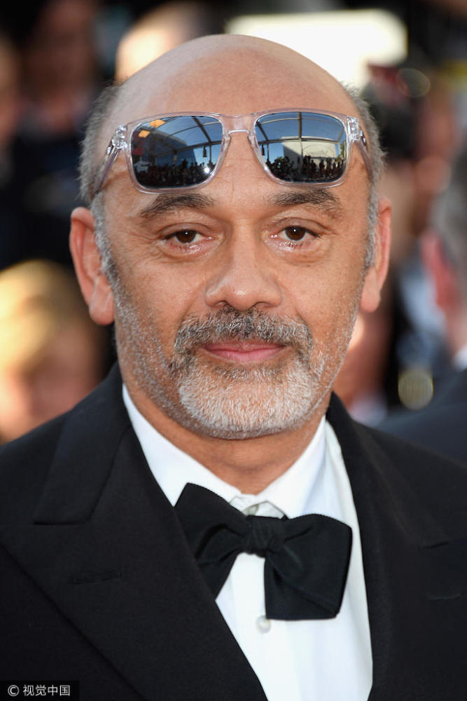 戛纳闭幕红毯现场 范冰冰秦岚优雅亮相(高清多图)