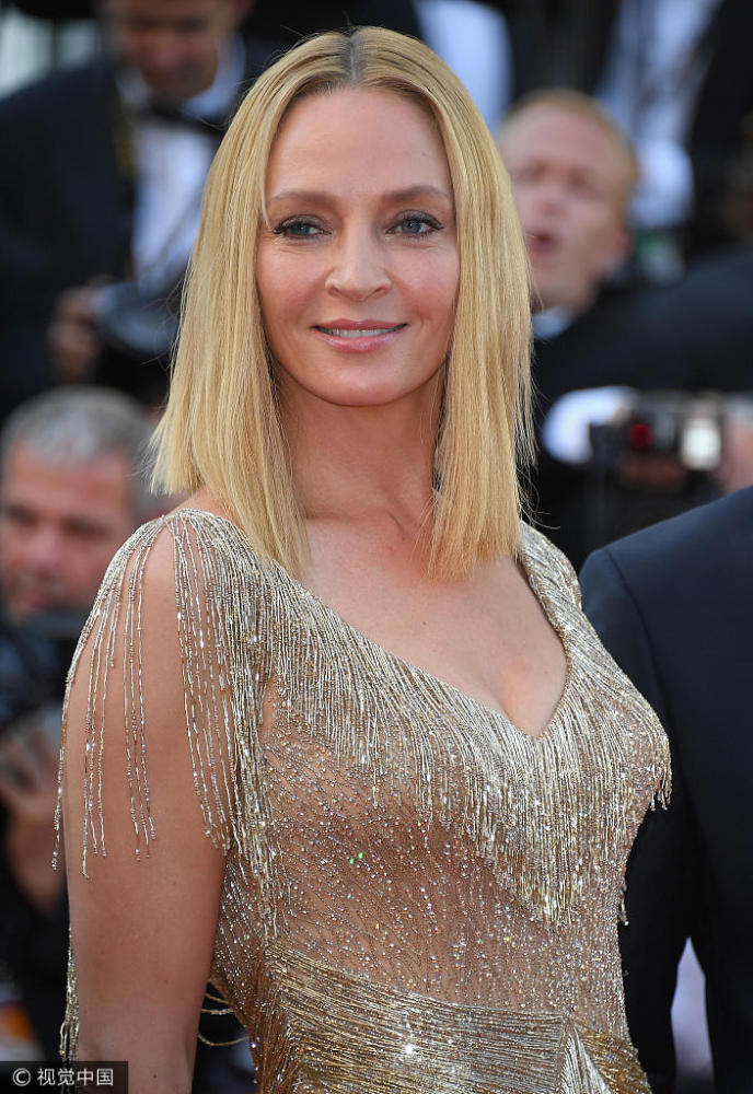 戛纳闭幕红毯现场 范冰冰秦岚优雅亮相(高清多图)